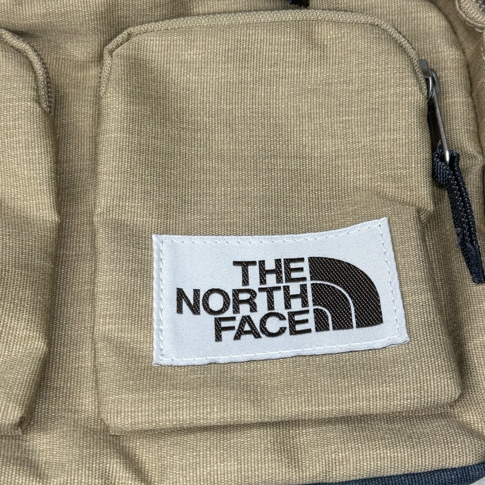 The North Face Kanga Fanny Pack - Picture 2 of 10